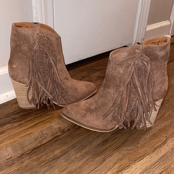 Fringe Booties - Picture 4 of 13
